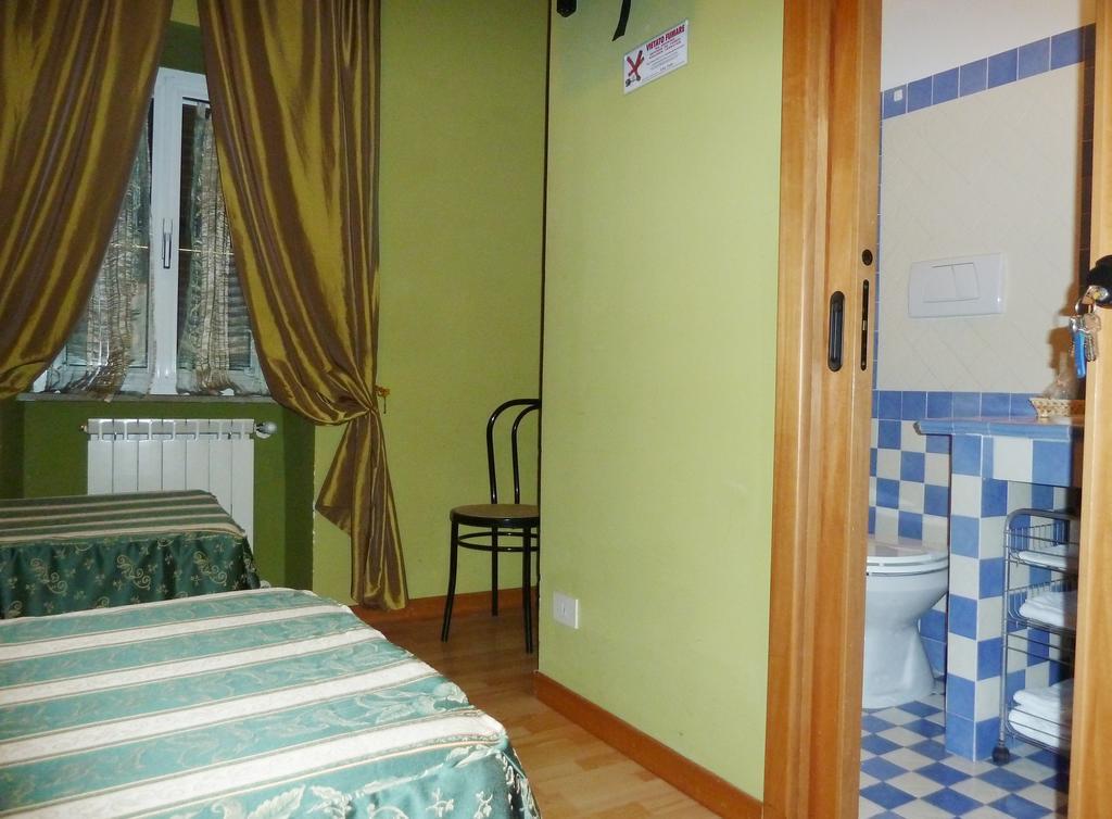 Hotel Sutrium Chambre photo